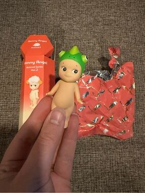 Sonny Angel chameleon